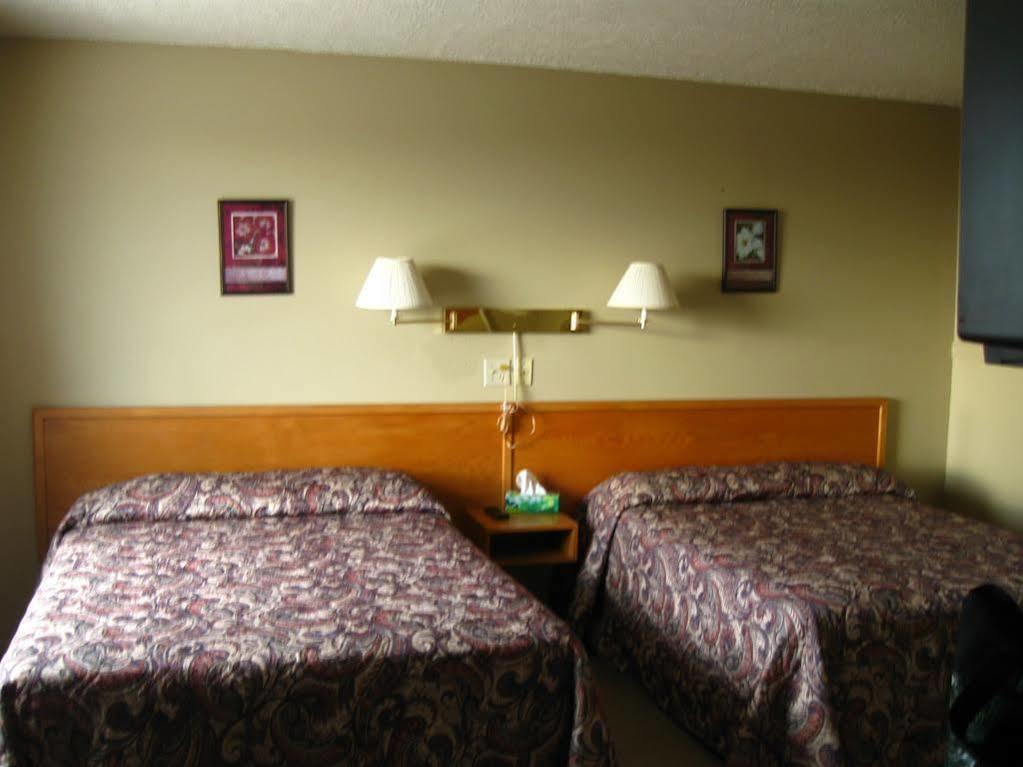 Motel De La Pointe Aux Bouleauxベ・サントカトリーヌ エクステリア 写真